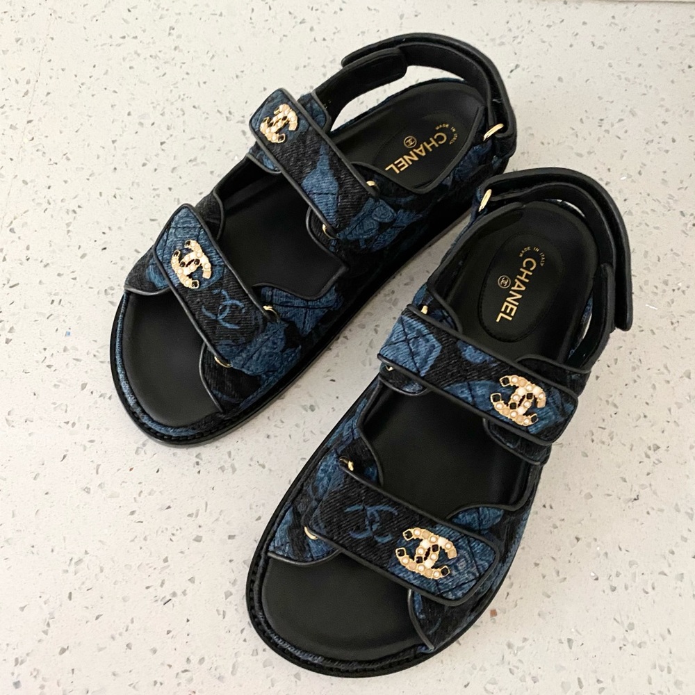 New CHANEL 2021 “dad” sandals - Picture 2 of 16